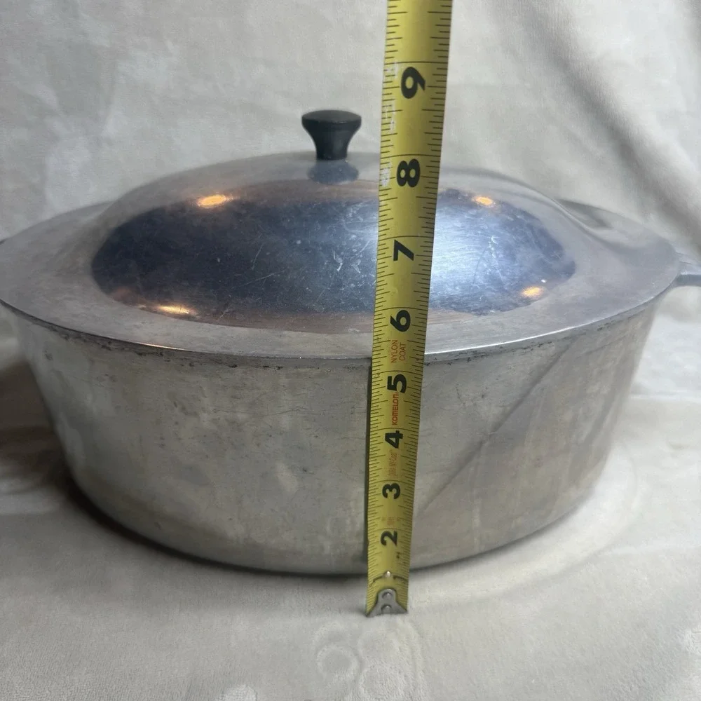 Vintage‎ Cast Aluminum Heavy Oval Roaster Dutch Oven with Dome Lid